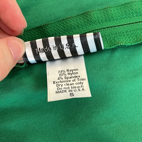 Pinup Couture Erin Wiggle Dress - Picture 6 of 8